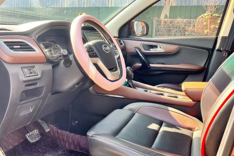 Used SWM X7 2017 1.5T Automatic Smart Enjoyment Version 7 Seats
