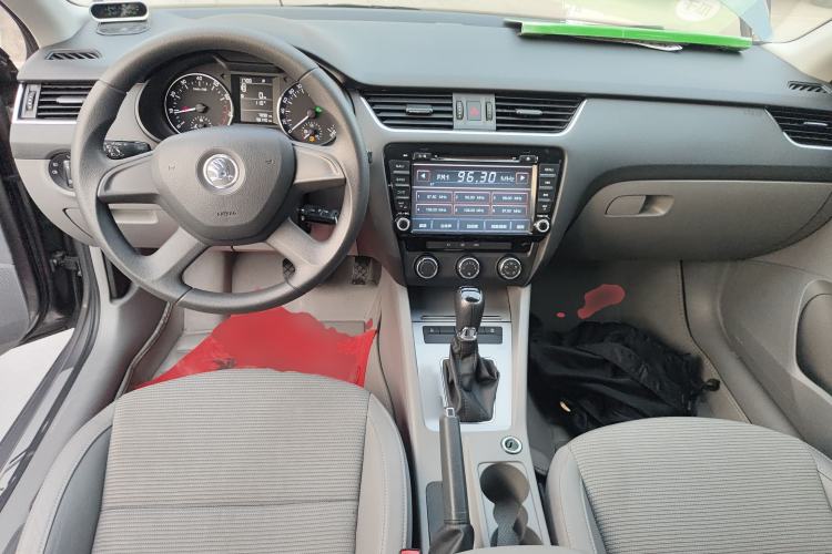 Used Skoda Octavia 2015 1.6L Automatic Yijie Edition