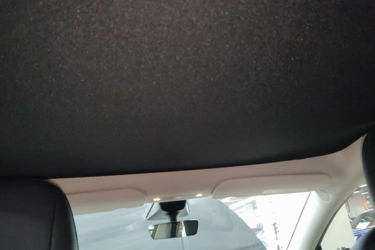 Used Tesla Model Y 2022 Long-Range All-Wheel-Drive Version