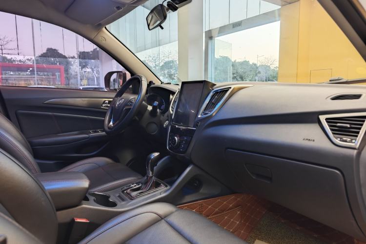 Used Changan CS75 2016 1.8T Automatic Elite Model China V Standard