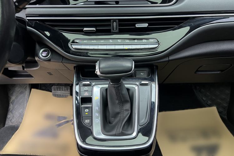 Used GAC Trumpchi M6 2021 270T DCT Luxury Edition (7-seater)
