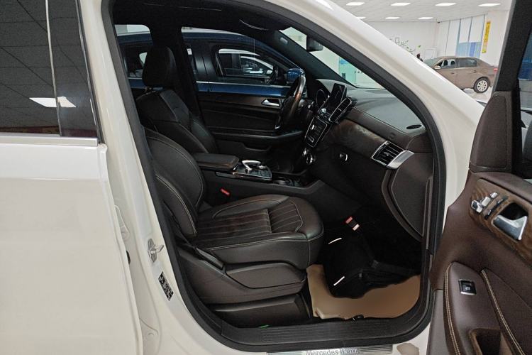 Used Mercedes-Benz GLE 2017 GLE 400 4MATIC
