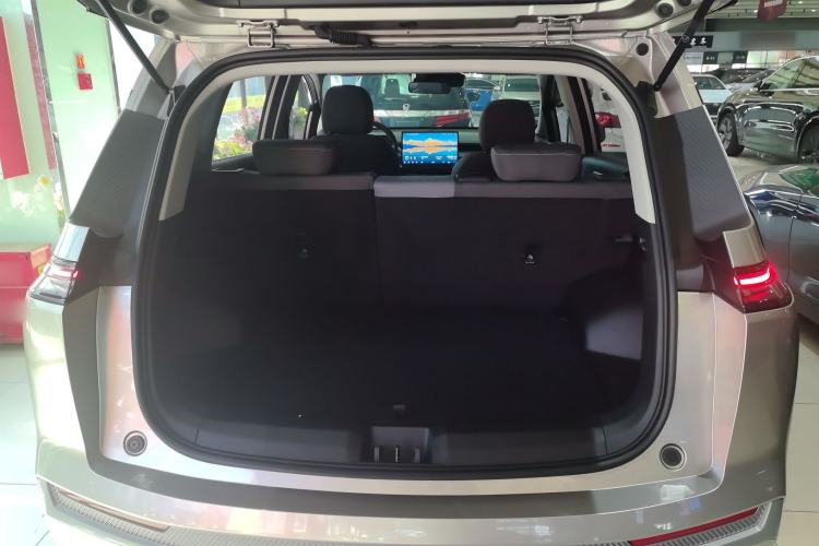 Used AION Y 2025 Plus 430 Smart Edition