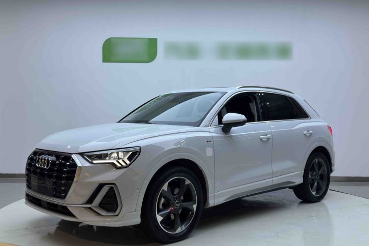 Used Audi Q3 2022 35 TFSI Fashion Dynamic Model