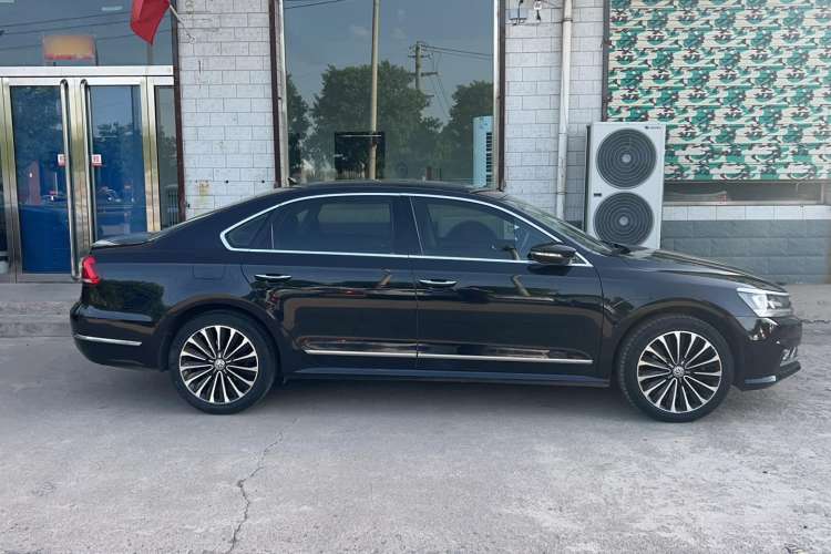Used Volkswagen Passat 2017 330TSI DSG Prestige Edition
