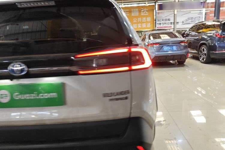 Used Toyota Wildlander 2023 Dual-Motor 2.5L E-CVT Four-Wheel Drive Prestige Edition
