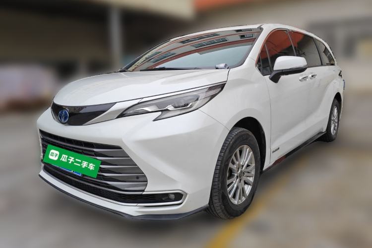 Used Toyota Sienna 2021 2.5L Hybrid Luxury Edition