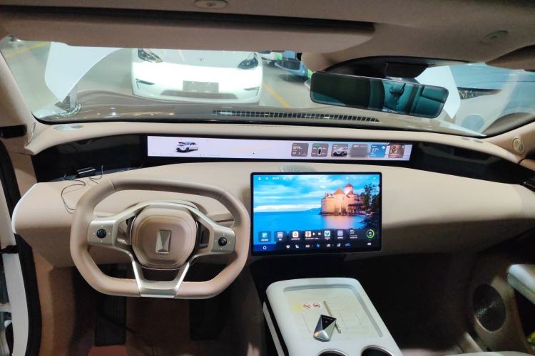 Used  07 2024 Pro+ All-Electric Version
