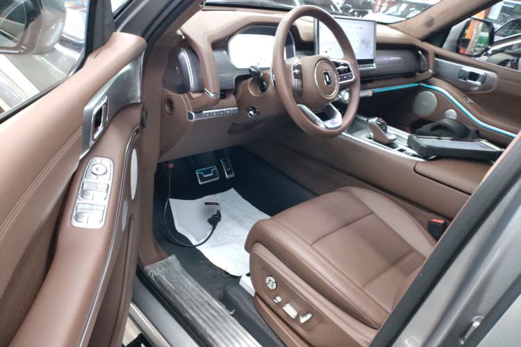 Used Tank 700 New Energy 2024 Hi4-T Extreme Edition
