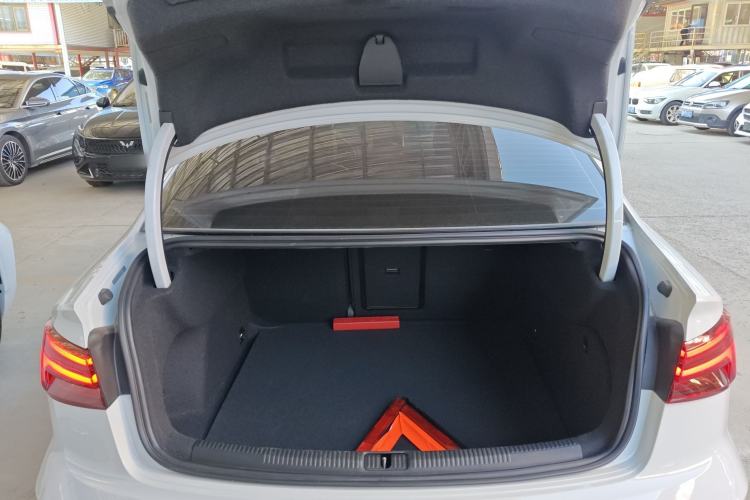 Used Audi A3 2020 Restyled Limousine 35 TFSI Ambition Version China VI
