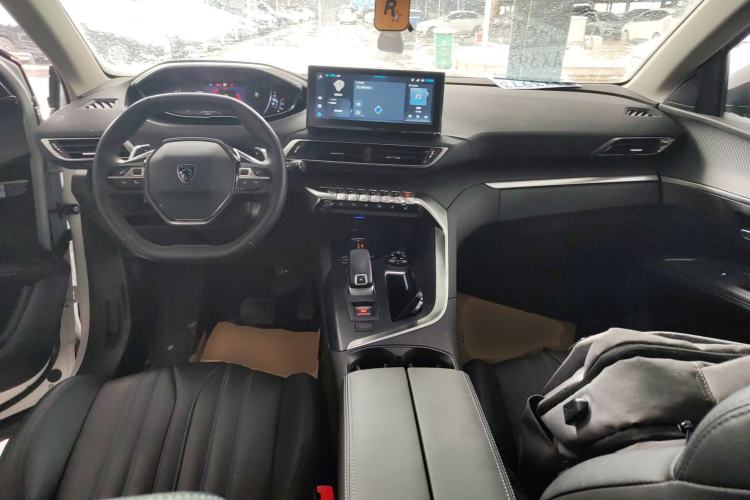 Used Peugeot 5008 2023 400THP Passionate Full-Seat Edition 7 Seats
