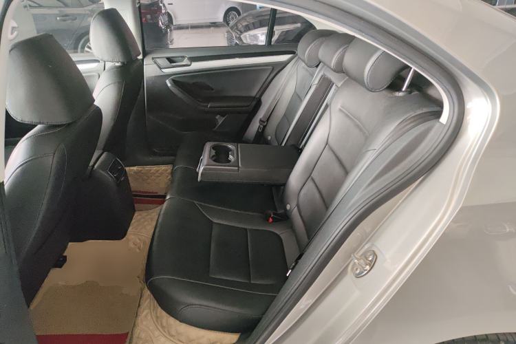 Used Volkswagen Sagitar 2017 180TSI Automatic Luxury Edition