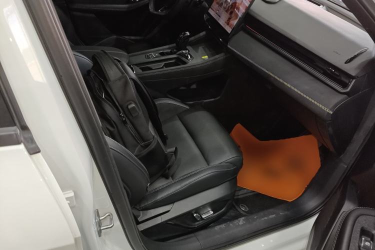 Used Lynk & Co 03 2023 1.5TD DCT JingPro
