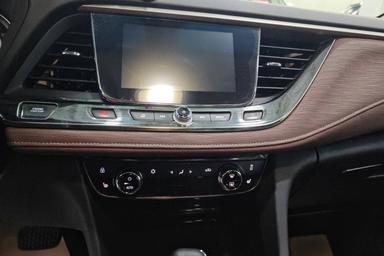 Used Buick GL6 2019 18T 6-Seater Connected Luxury Version China VI Standard
