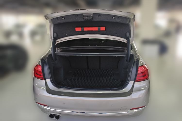 Used BMW 3 Series 2017 320Li Fashion Model
