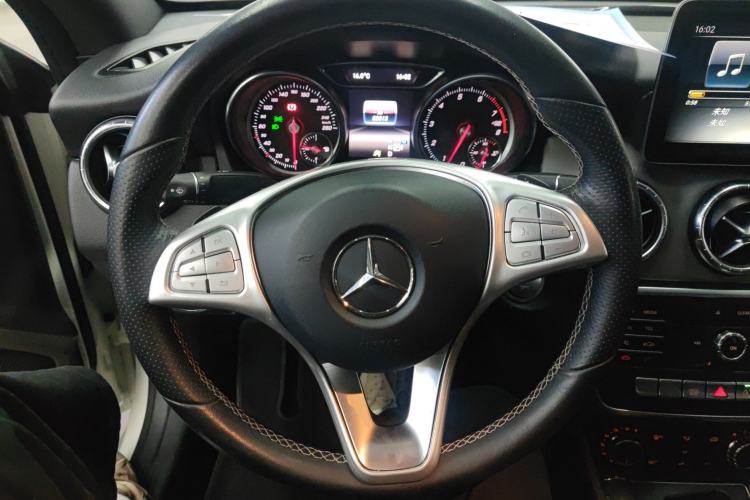 Used Mercedes-Benz CLA 2017 Facelifted CLA 200 Stylish Edition