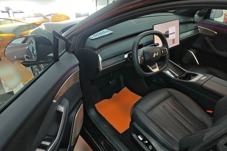 Used ONVO L60 2024 60 kWh Rear-Drive Version