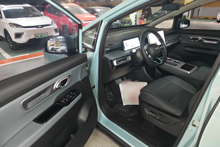 Used AION Y 2022 Plus 70 Smart Edition
