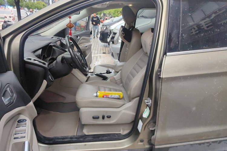 Used Ford Kuga 2013 2.0L GTDi Four-Wheel-Drive Elite Model
