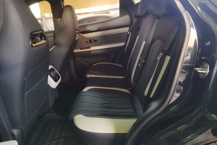 Used JETOUR Shanhai Shanhai L6 2024 1.5TD DHT MAX
