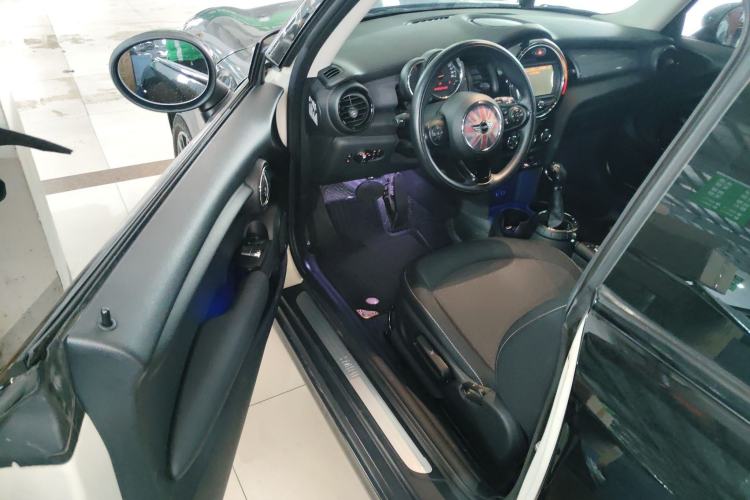 Used  MINI 2014 1.5T COOPER Fun
