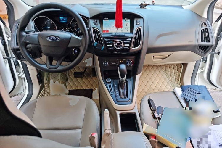 Used Ford Focus 2018 Sedan Classic 1.6L Automatic Comfort Plus Smart Drive Version
