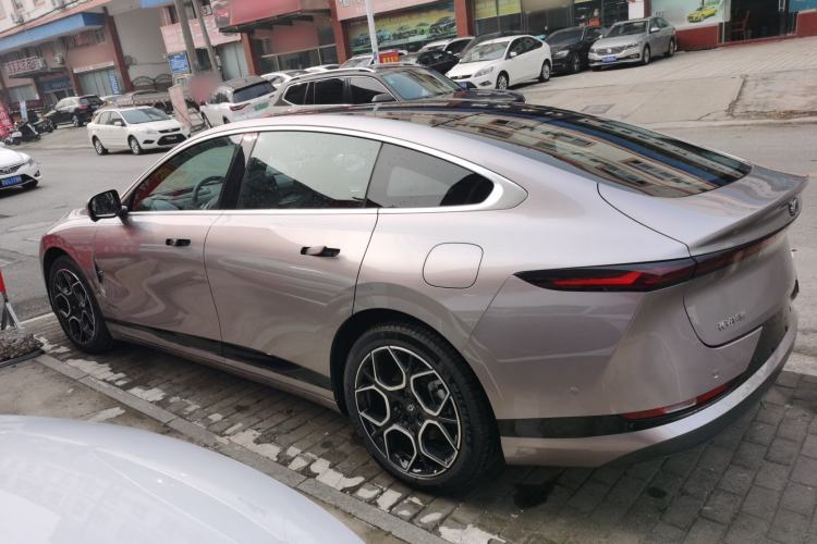 Used  A07 2025 Range-Extended "True Fragrant" Edition 230 Flagship Model