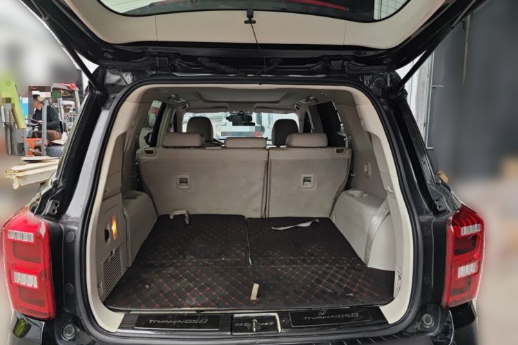 Used GAC Trumpchi GS8 2017 320T Two-Wheel Drive Luxury Smart Connectivity Version (7 Seats)
