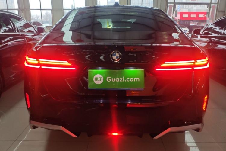 Used BMW 5 Series 2025 530Li Luxury Edition M Sport Package
