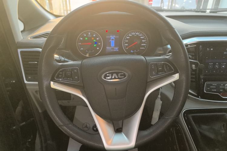 Used  M4 2016 2.0L manual luxury edition
