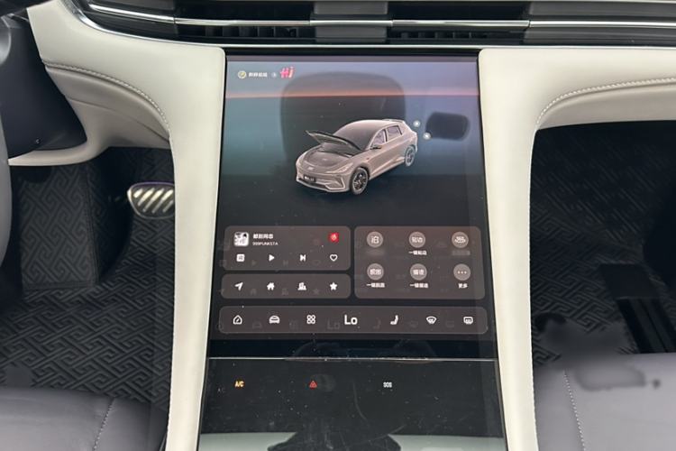 Used  LS7 2023 100kWh Lux All-Wheel-Drive Version
