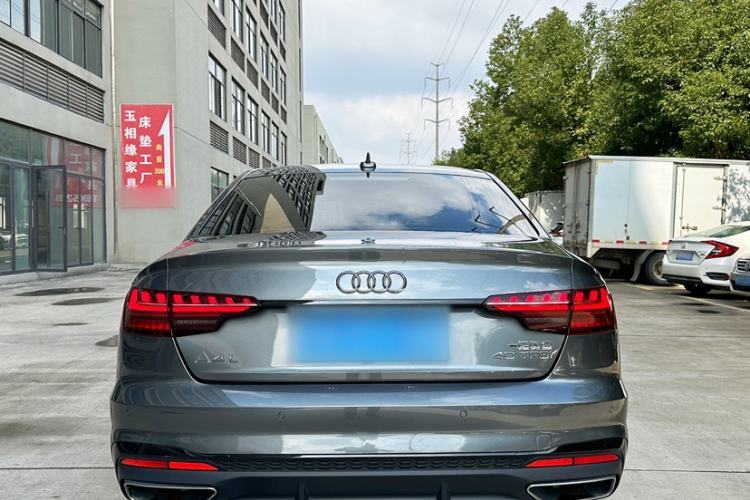 Used Audi A4L 2022 40 TFSI Luxury Dynamic Model
