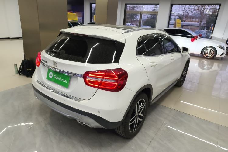 Used Mercedes-Benz GLA 2016 GLA 200 Fashion Model

