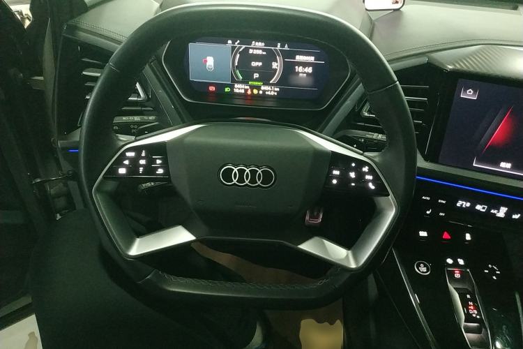 Used Audi Q4 e-tron 2023 50 e-tron quattro Visionary Edition
