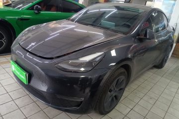 Used Tesla Model Y 2024 Long-Range All-Wheel-Drive Version
