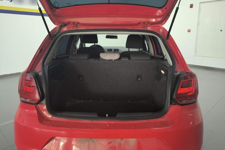 Used Volkswagen Polo 2016 1.4L Manual Fashion Model
