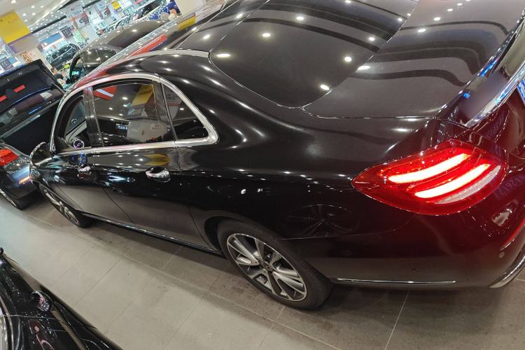 Used Mercedes-Benz E-Class 2017 E 300 L Luxury Model
