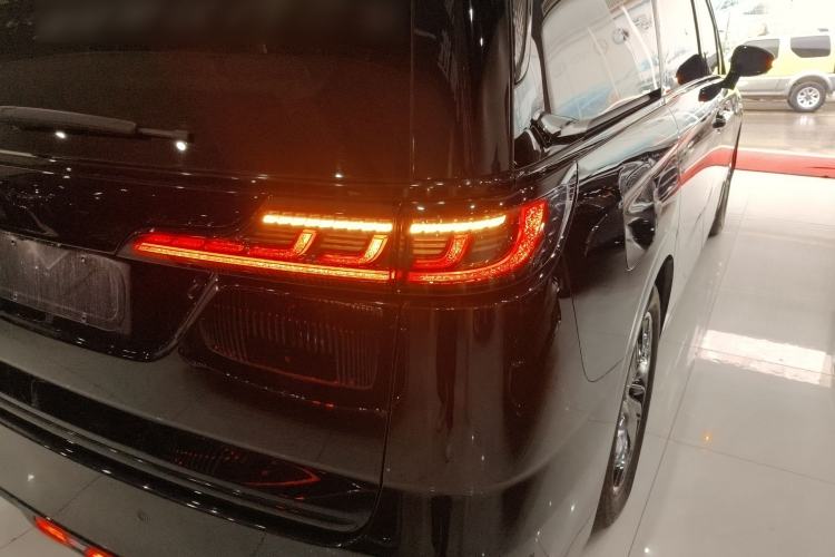 Used VOYAH Dream 2024 PHEV Ultra-Long Range Flagship Edition