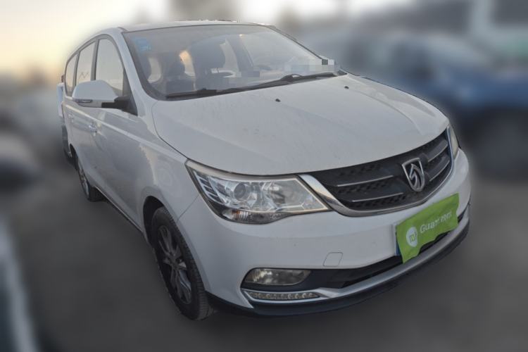 Used Baojun 730 2016 Revised 1.5L Manual Standard Version 7 Seats China V Emission Standard