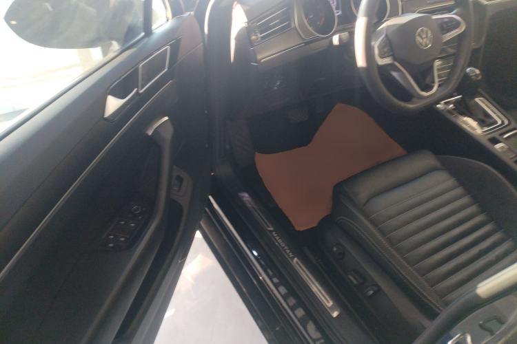 Used Volkswagen Magotan 2020 330TSI DSG Leading Model
