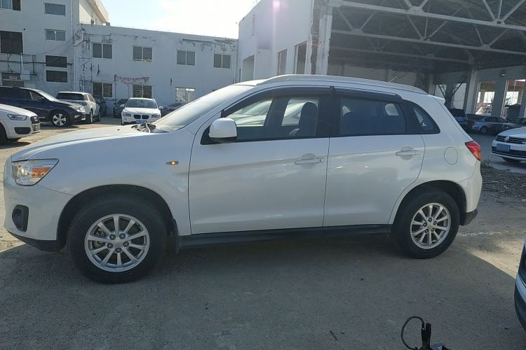 Used Mitsubishi ASX 2013 2.0L CVT Two-Wheel Drive Elite Edition
