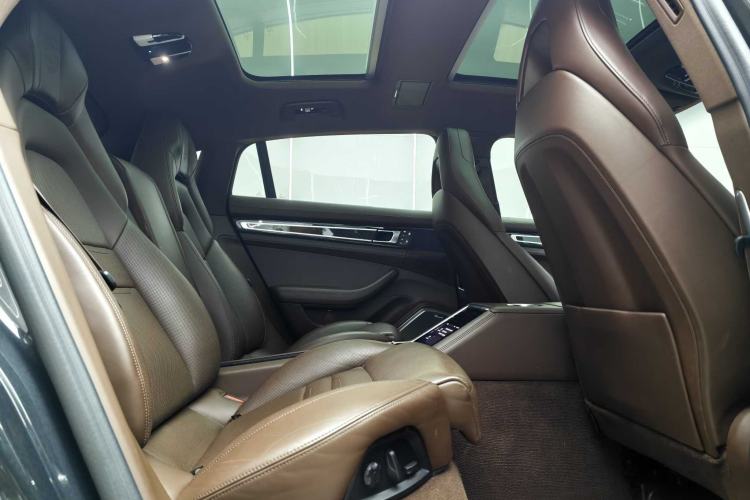 Used Porsche Panamera 2023 Panamera 4 Executive Long Wheelbase 2.9T
