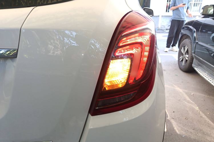 Used Buick Encore 2016 18T Automatic All-Wheel-Drive Flagship Model
