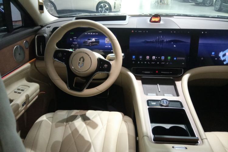 Used Hima AITO M9 2024 Range-Extended Ultra Version 42 kWh 6-Seater Model
