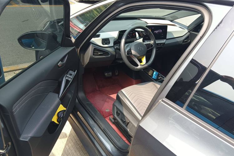 Used Volkswagen ID.3 2024 Outstanding Edition
