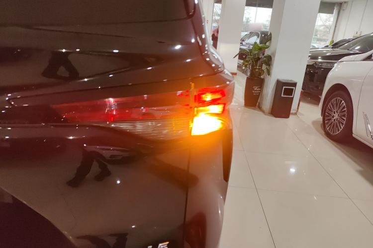 Used Toyota Sienna 2024 2.5L Hybrid Comfort Edition
