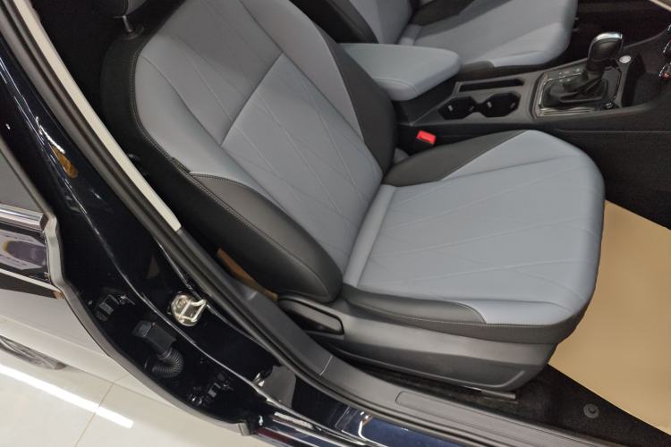 Used Volkswagen Lavida 2024 1.5L Automatic Starry Sky 5 Million Edition