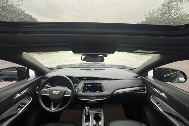 Used Cadillac XT4 2021 28T Two-Wheel Drive Luxury Version
