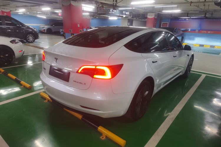 Used Tesla Model 3 2022 Rear-Wheel-Drive Version