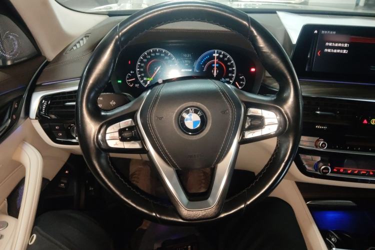 Used BMW 5 Series New Energy 2018 530Le Luxury Package
